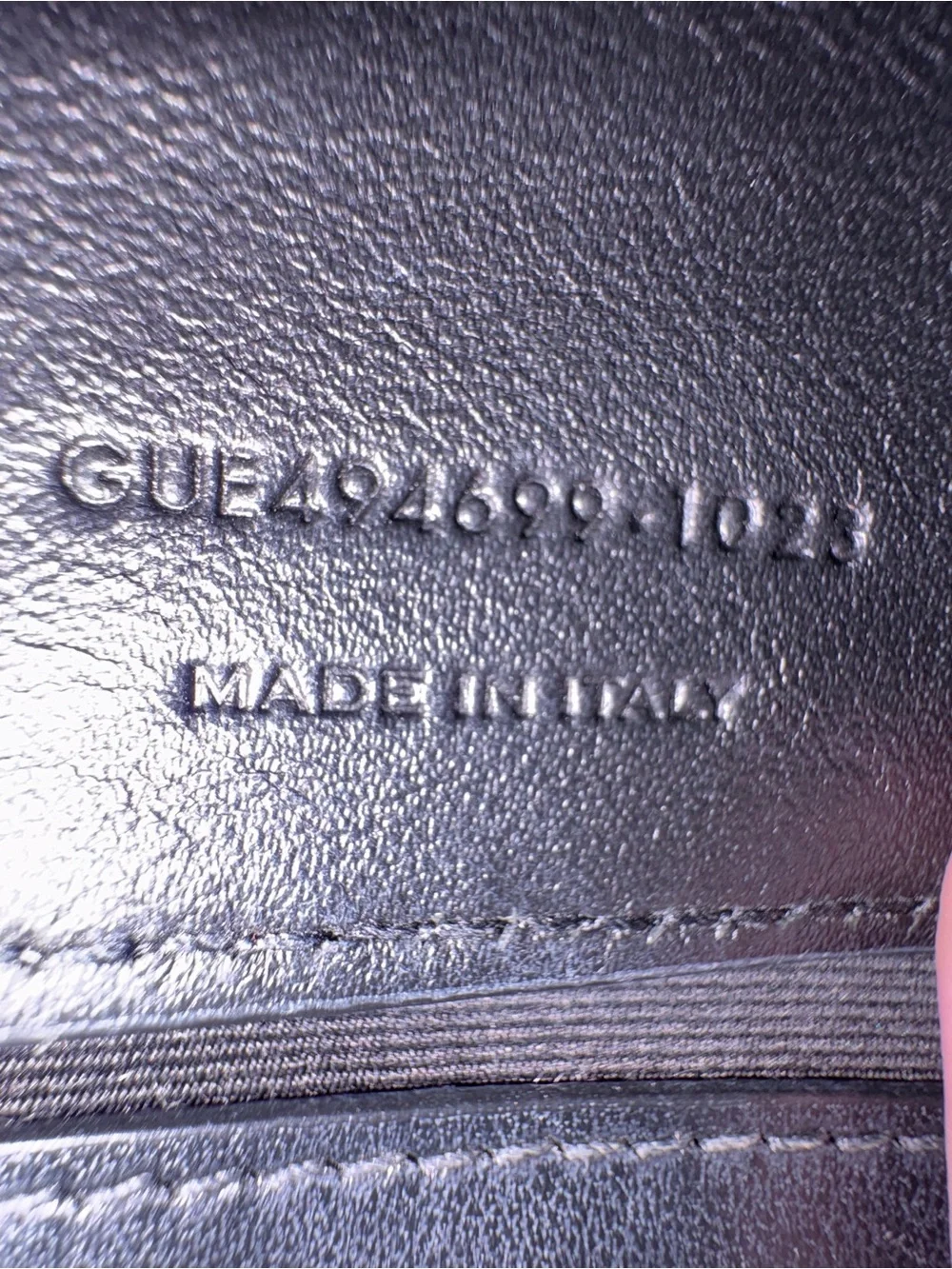 Small Saint Laurent Loulou shoulder bag in black matelassé leather - Picture 4 of 8